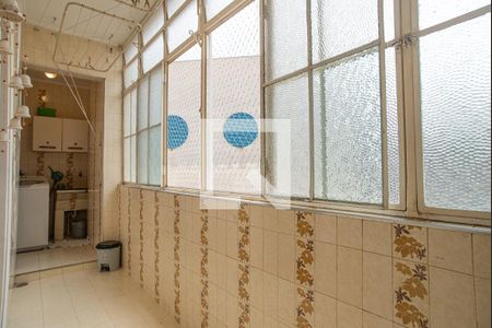 Apartamento à venda com 279m², 4 quartos e 1 vaga Apartamento à venda com 279m², 4 quartos e 1 vagaÁrea de Serviço