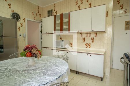Apartamento à venda com 279m², 4 quartos e 1 vaga Apartamento à venda com 279m², 4 quartos e 1 vagaCozinha