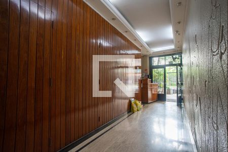 Apartamento à venda com 279m², 4 quartos e 1 vaga Apartamento à venda com 279m², 4 quartos e 1 vagaÁrea comum - Hall de Entrada