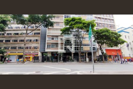 Apartamento à venda com 279m², 4 quartos e 1 vaga Apartamento à venda com 279m², 4 quartos e 1 vagaFachada