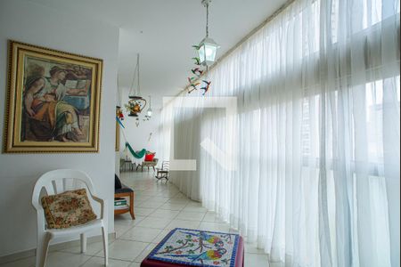 Apartamento à venda com 279m², 4 quartos e 1 vaga Apartamento à venda com 279m², 4 quartos e 1 vagaJardim de Inverno