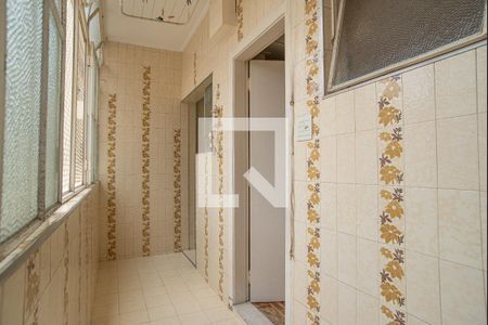 Apartamento à venda com 279m², 4 quartos e 1 vaga Apartamento à venda com 279m², 4 quartos e 1 vagaÁrea de Serviço