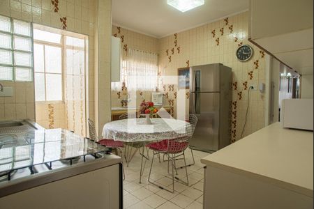 Apartamento à venda com 279m², 4 quartos e 1 vaga Apartamento à venda com 279m², 4 quartos e 1 vagaCozinha