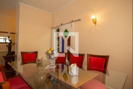 Apartamento à venda com 279m², 4 quartos e 1 vaga Apartamento à venda com 279m², 4 quartos e 1 vagaSala de Jantar