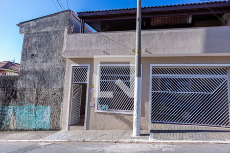 Casa à venda com 100m², 4 quartos e 2 vagasFachada