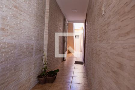 Casa à venda com 100m², 4 quartos e 2 vagasCorredor Lateral