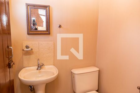 Casa à venda com 100m², 4 quartos e 2 vagasLavabo