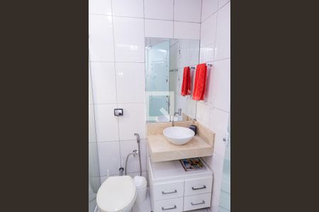 Casa à venda com 100m², 4 quartos e 2 vagasBanheiro 3