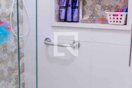 Casa à venda com 100m², 4 quartos e 2 vagasBanheiro do Quarto 2