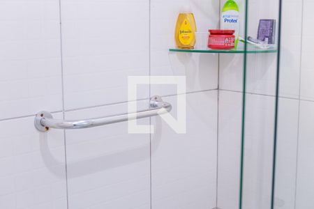 Casa à venda com 100m², 4 quartos e 2 vagasBanheiro 3