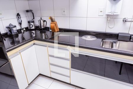 Casa à venda com 100m², 4 quartos e 2 vagasCozinha