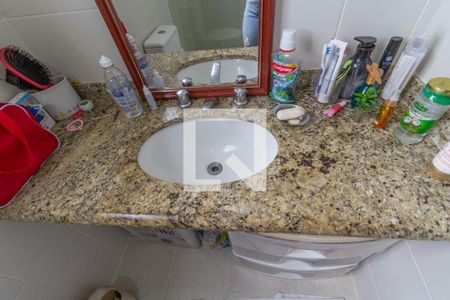 Casa de condomínio à venda com 200m², 5 quartos e 2 vagasBanheiro da Suíte 2