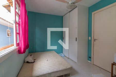 Casa de condomínio à venda com 200m², 5 quartos e 2 vagasQuarto 3 - Suíte