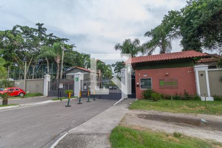 Casa de condomínio à venda com 200m², 5 quartos e 2 vagasFachada