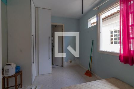 Casa de condomínio à venda com 200m², 5 quartos e 2 vagasQuarto 3 - Suíte