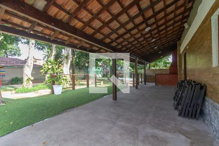 Casa de condomínio à venda com 200m², 5 quartos e 2 vagasÁrea comum - Churrasqueira