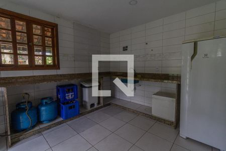 Casa de condomínio à venda com 200m², 5 quartos e 2 vagasCozinha do Salão de Festas