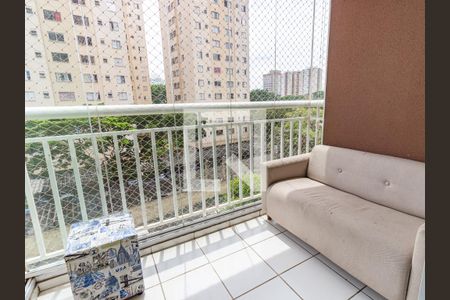 Varanda de apartamento à venda com 2 quartos, 65m² em Vila Piratininga, São Paulo