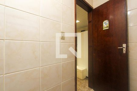 Lavanderia de casa à venda com 3 quartos, 123m² em Sarandi, Porto Alegre