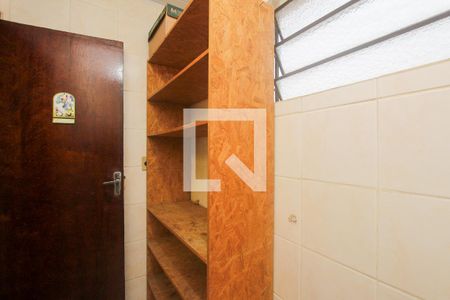 Lavanderia de casa à venda com 3 quartos, 123m² em Sarandi, Porto Alegre