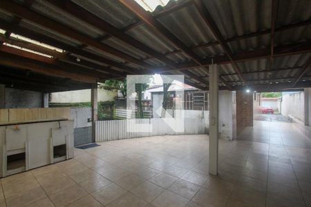 Casa à venda com 123m², 3 quartos e 3 vagas Casa à venda com 123m², 3 quartos e 3 vagasFundos