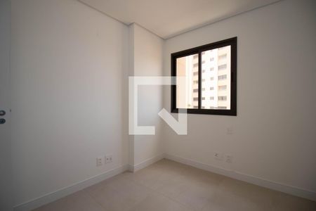 Quarto 2 de apartamento para alugar com 3 quartos, 70m² em Samambaia Norte, Brasília