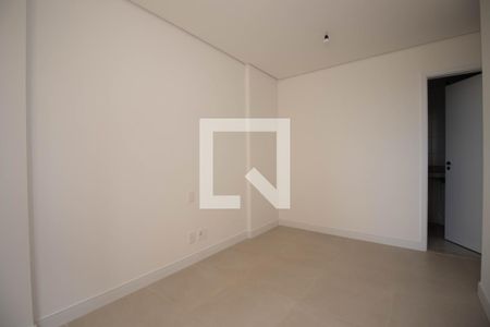 Apartamento à venda com 70m², 3 quartos e 1 vaga Apartamento à venda com 70m², 3 quartos e 1 vagaSuíte