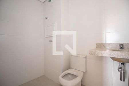 Apartamento à venda com 70m², 3 quartos e 1 vaga Apartamento à venda com 70m², 3 quartos e 1 vagaBanheiro da Suíte