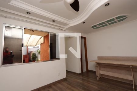 Casa de Condomínio à venda com 2 quartos, 84m² em Vila Ema, São Paulo