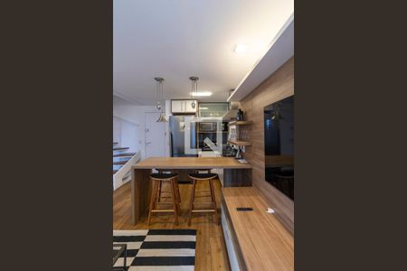 Sala e Cozinha de kitnet/studio para alugar com 1 quarto, 50m² em Vila Nova Conceição, São Paulo