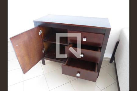 Sala (Cômoda) de apartamento para alugar com 2 quartos, 56m² em Jaguará, São Paulo