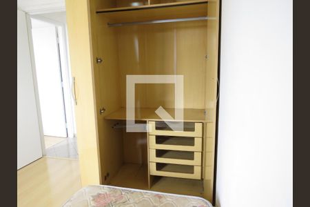 Quarto 1 (Armário Aberto) de apartamento para alugar com 2 quartos, 56m² em Jaguará, São Paulo