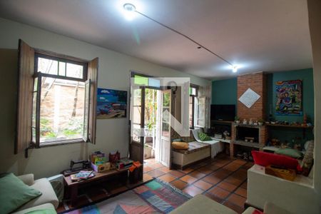Sala de casa à venda com 3 quartos, 205m² em Chácara Santo Antônio (zona Sul), São Paulo