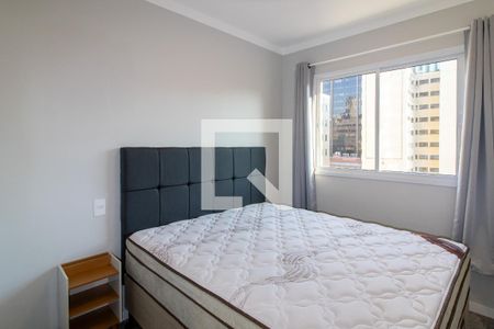 Suíte de apartamento para alugar com 2 quartos, 57m² em Centro, Campinas