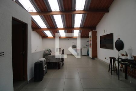 Casa para alugar com 156m², 3 quartos e 2 vagasSalão 