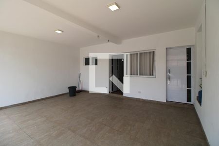 Casa para alugar com 156m², 3 quartos e 2 vagasEntrada da casa 2