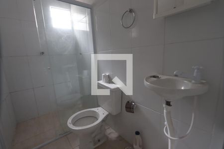 Banheiro da Suíte de casa à venda com 2 quartos, 125m² em Jardim Vila Formosa, São Paulo