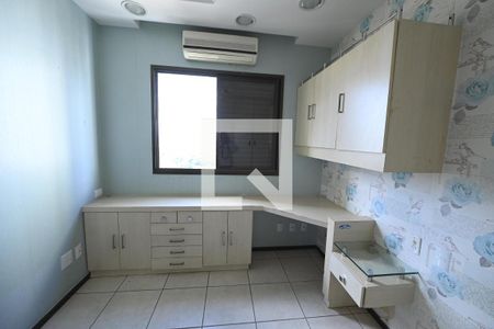Apartamento à venda com 141m², 4 quartos e 3 vagas Apartamento à venda com 141m², 4 quartos e 3 vagasQuarto
