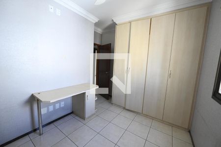 Apartamento à venda com 141m², 4 quartos e 3 vagas Apartamento à venda com 141m², 4 quartos e 3 vagasQuarto