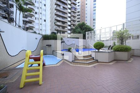 Apartamento à venda com 141m², 4 quartos e 3 vagas Apartamento à venda com 141m², 4 quartos e 3 vagasÁrea comum
