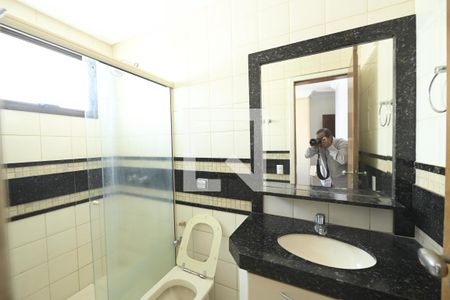Apartamento à venda com 141m², 4 quartos e 3 vagas Apartamento à venda com 141m², 4 quartos e 3 vagasBanheiro