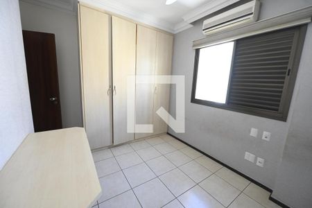 Apartamento à venda com 141m², 4 quartos e 3 vagas Apartamento à venda com 141m², 4 quartos e 3 vagasQuarto