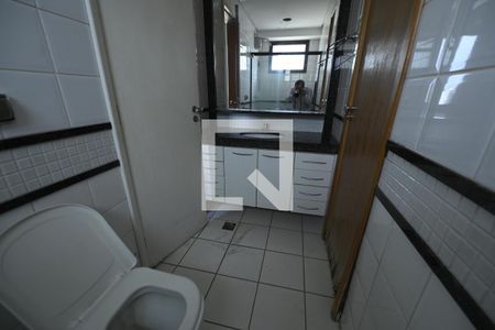 Apartamento à venda com 141m², 4 quartos e 3 vagas Apartamento à venda com 141m², 4 quartos e 3 vagasBanheiro