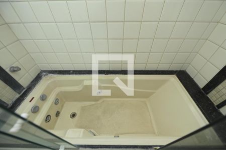 Apartamento à venda com 141m², 4 quartos e 3 vagas Apartamento à venda com 141m², 4 quartos e 3 vagasBanheiro
