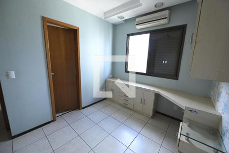 Apartamento à venda com 141m², 4 quartos e 3 vagas Apartamento à venda com 141m², 4 quartos e 3 vagasQuarto