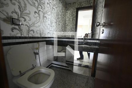 Apartamento à venda com 141m², 4 quartos e 3 vagas Apartamento à venda com 141m², 4 quartos e 3 vagasBanheiro