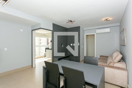 Sala de apartamento à venda com 1 quarto, 53m² em Vila Azevedo, São Paulo