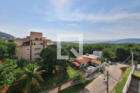Sala de apartamento à venda com 3 quartos, 250m² em Itaipu, Niterói