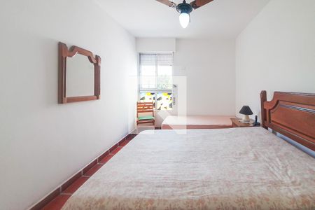 Suíte de apartamento para alugar com 3 quartos, 100m² em Jdim. São Miguel, Guarujá