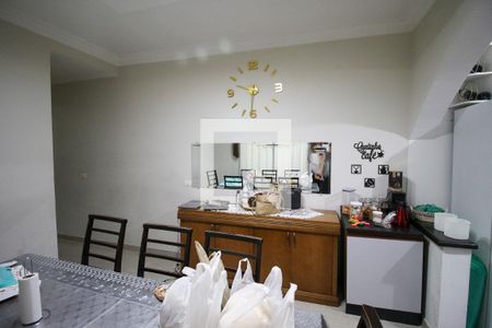 Casa à venda com 243m², 4 quartos e 2 vagasCozinha